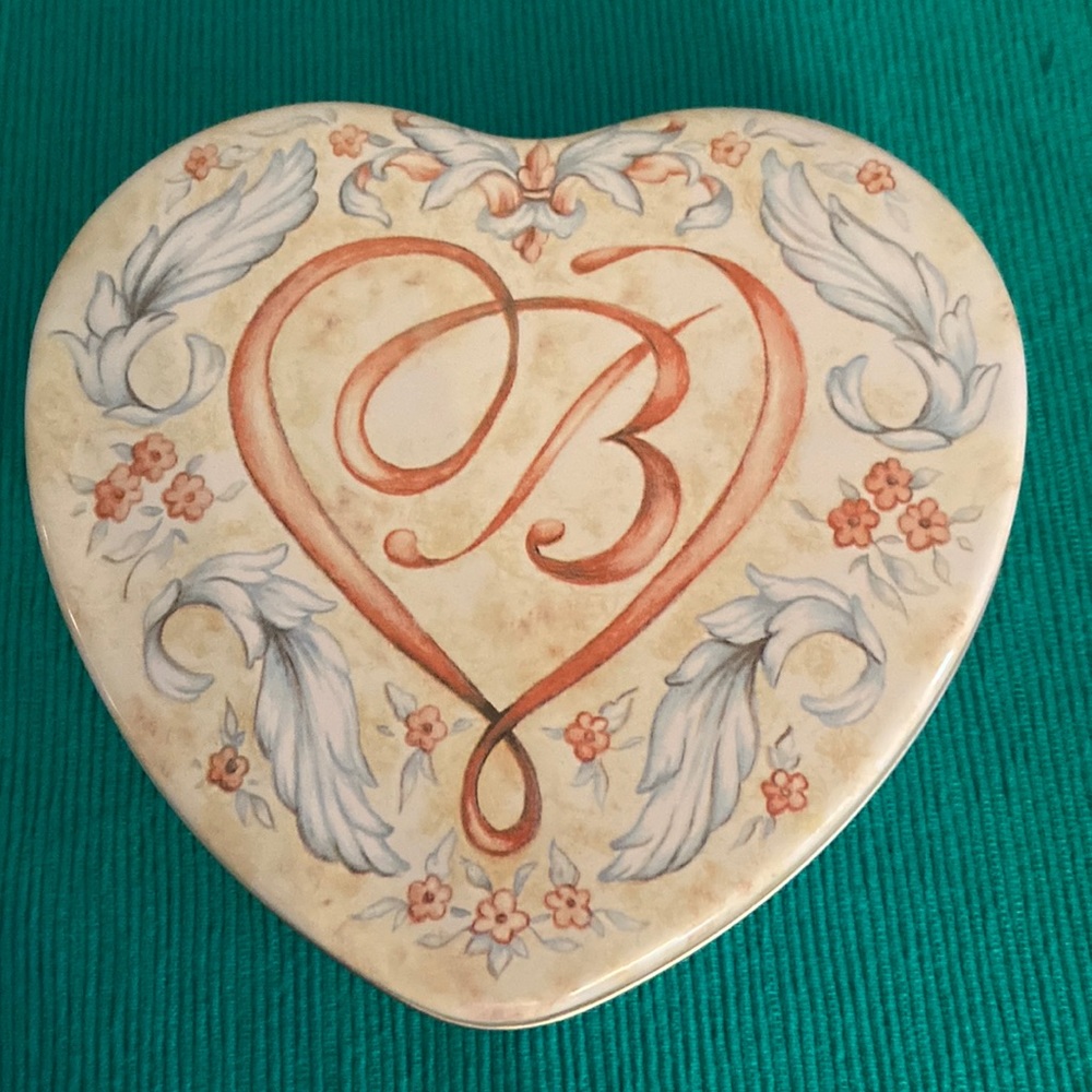 Vintage Brighten tin